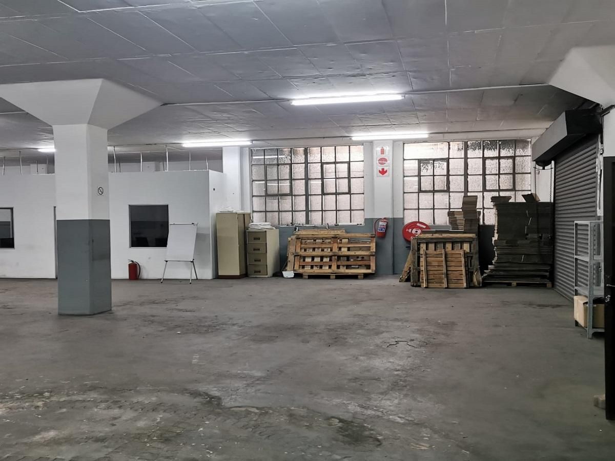 Photo 3 of 7