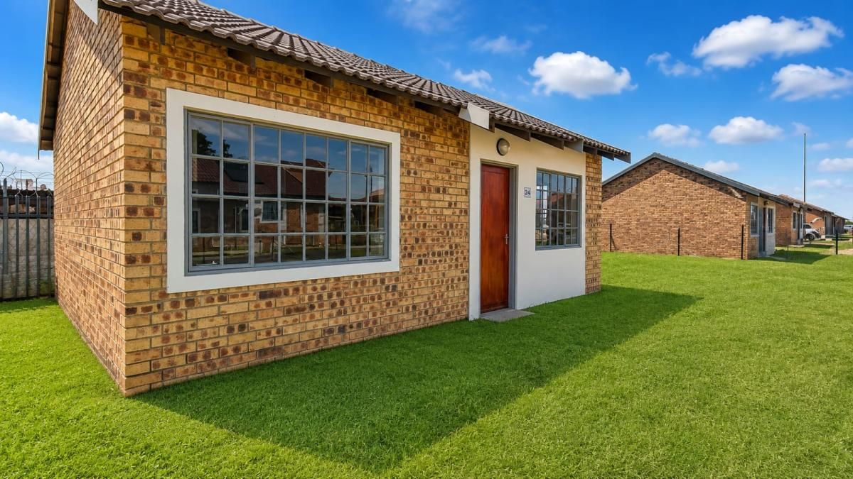 Photo of 2 Bedroom house for sale in Embalenhle, Secunda