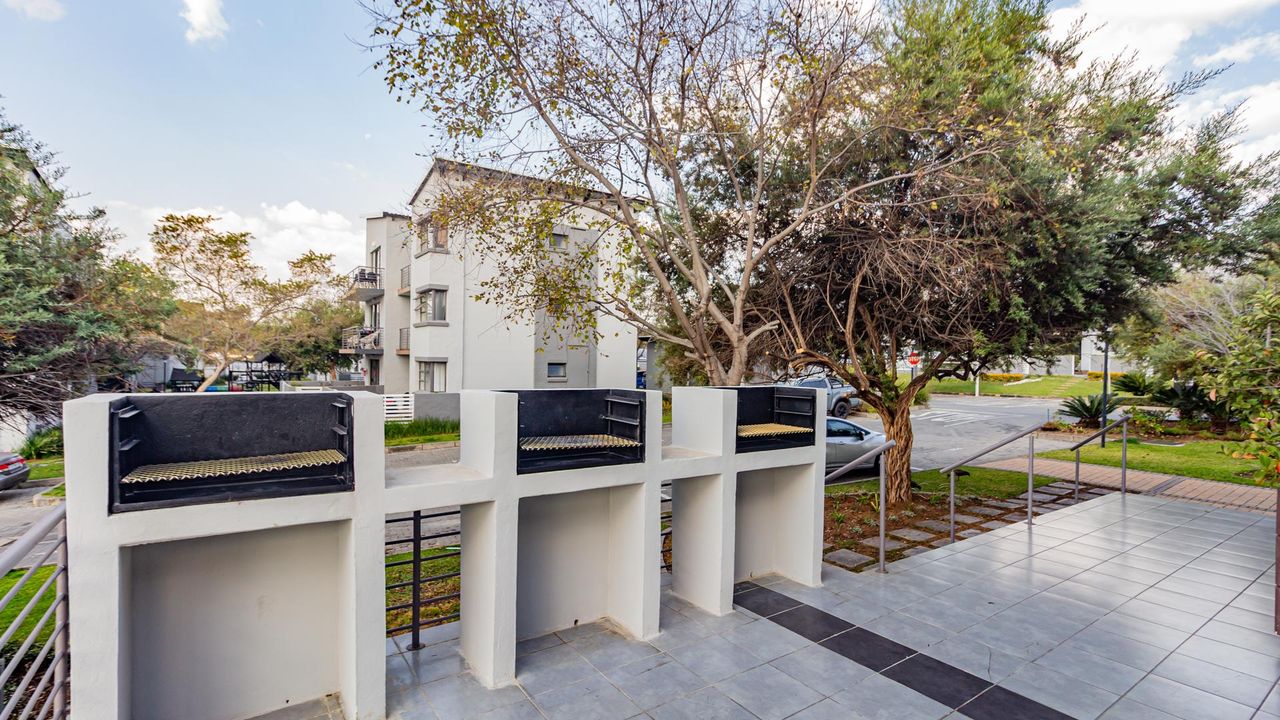 Photo 19 of 20