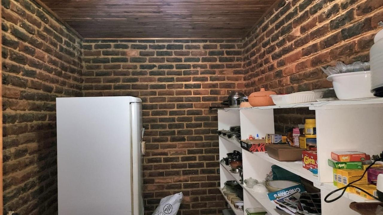 Photo 26 of 46