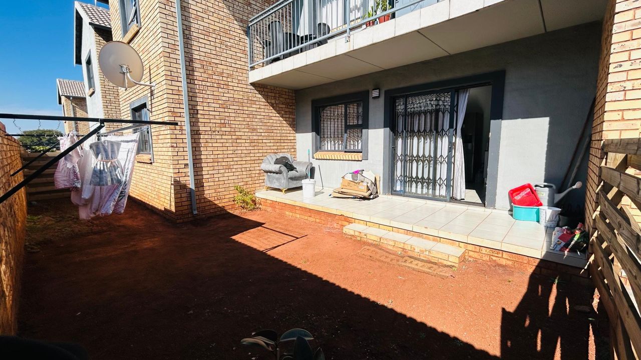 Photo 20 of 24
