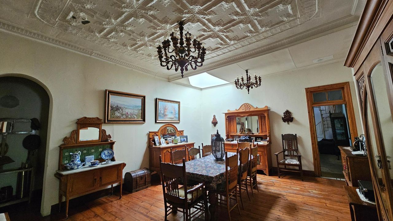6 Bedroom house for sale in Middelburg Central