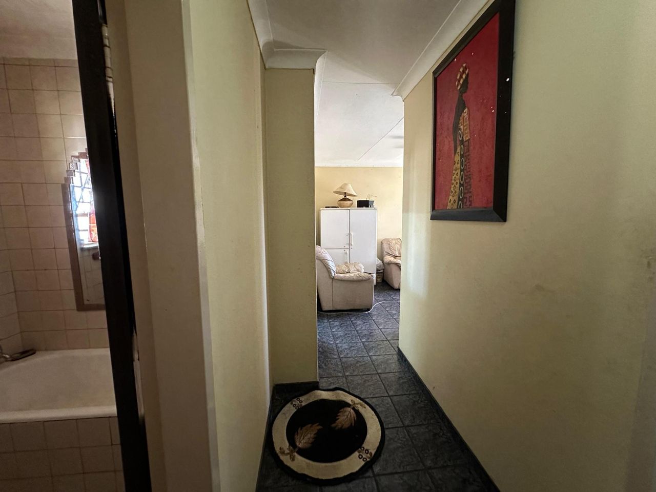 Photo 14 of 32