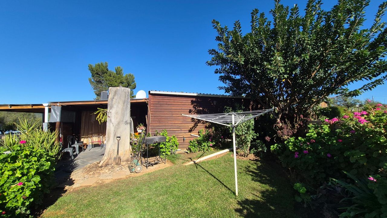 Photo of House to rent in De Rust, Oudtshoorn