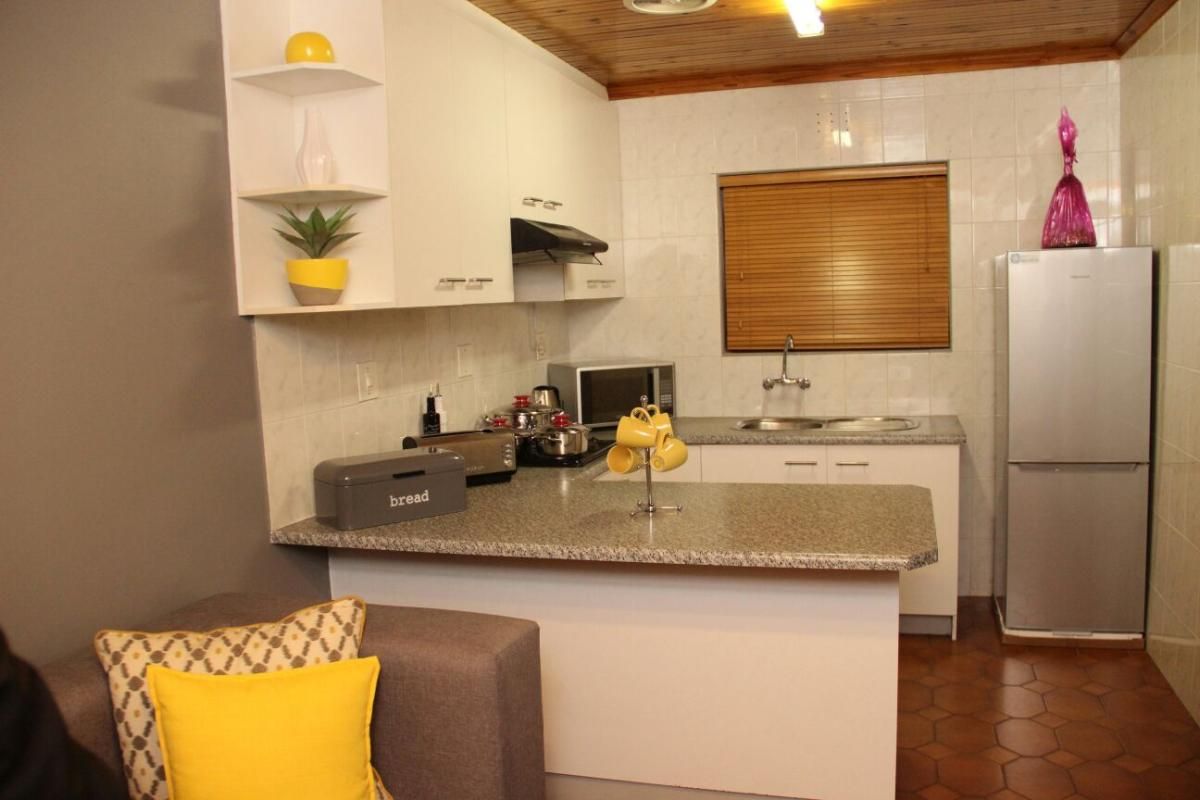 Photo of 5 Bedroom house for auction in Mountview, Cape Town