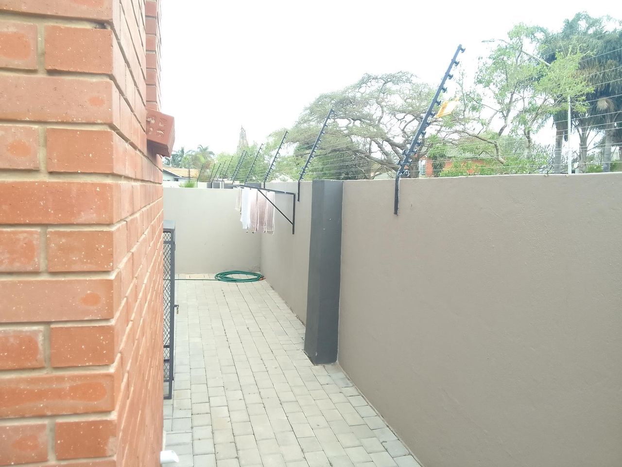 Photo 20 of 37