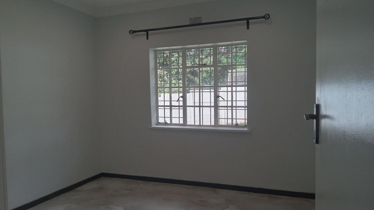 Photo 8 of 21