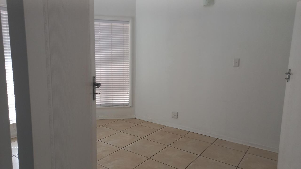 Photo 19 of 34