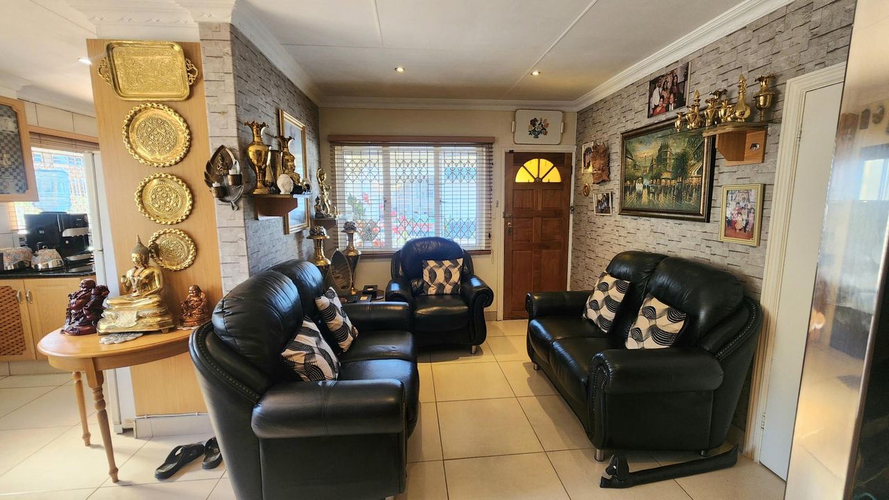 Photo of 2 Bedroom townhouse - sectional for sale in Mount Edgecombe