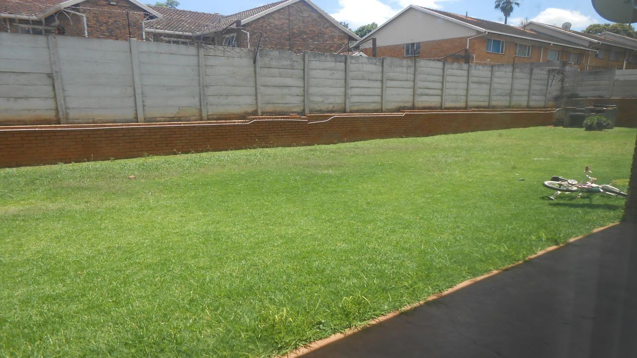 Photo 20 of 22