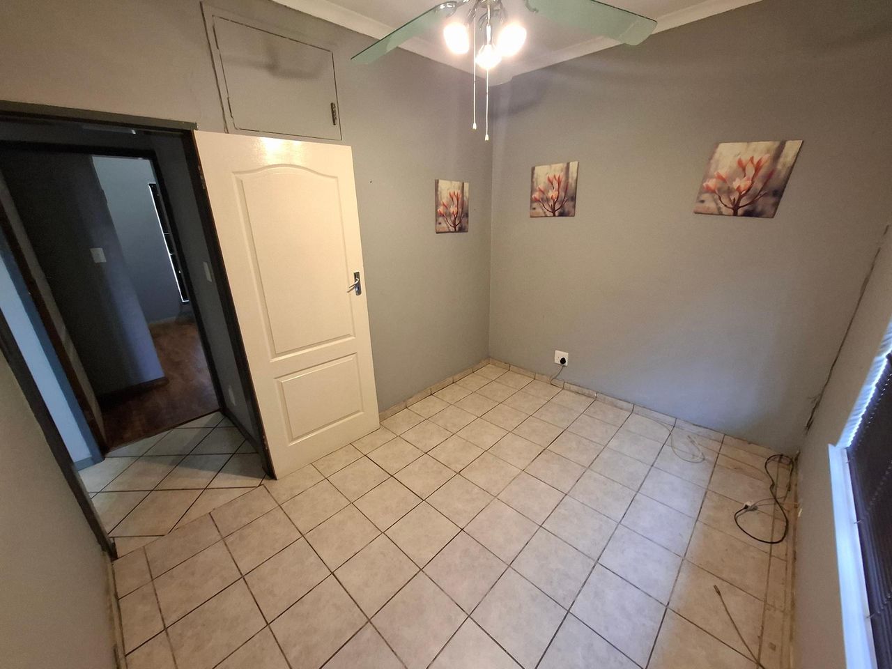 Photo 13 of 29