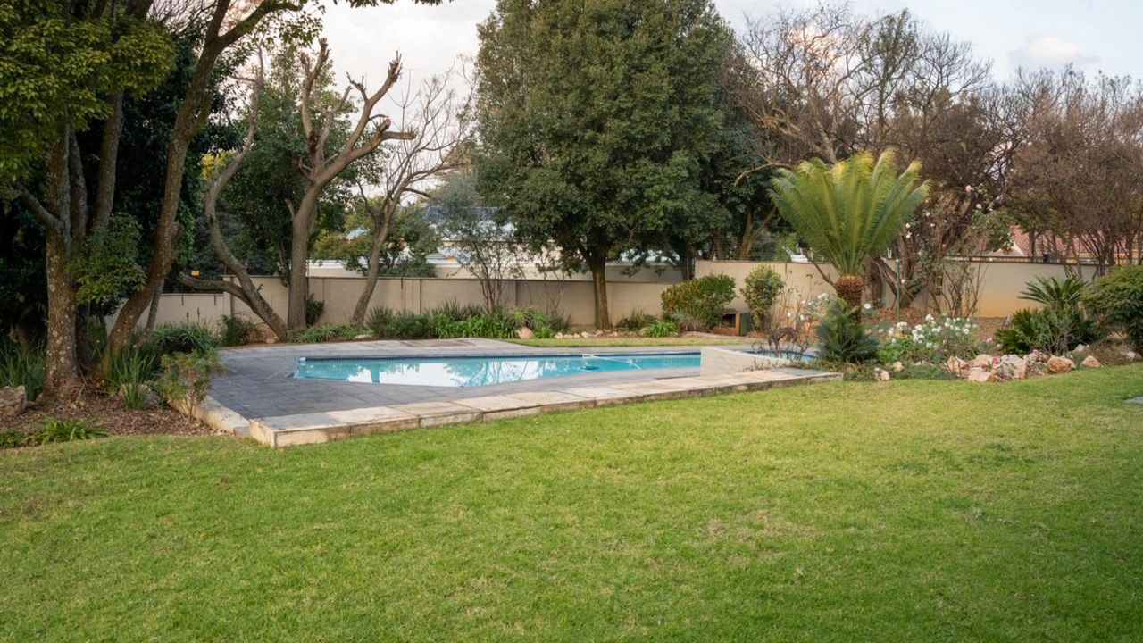 Photo 5 of 41