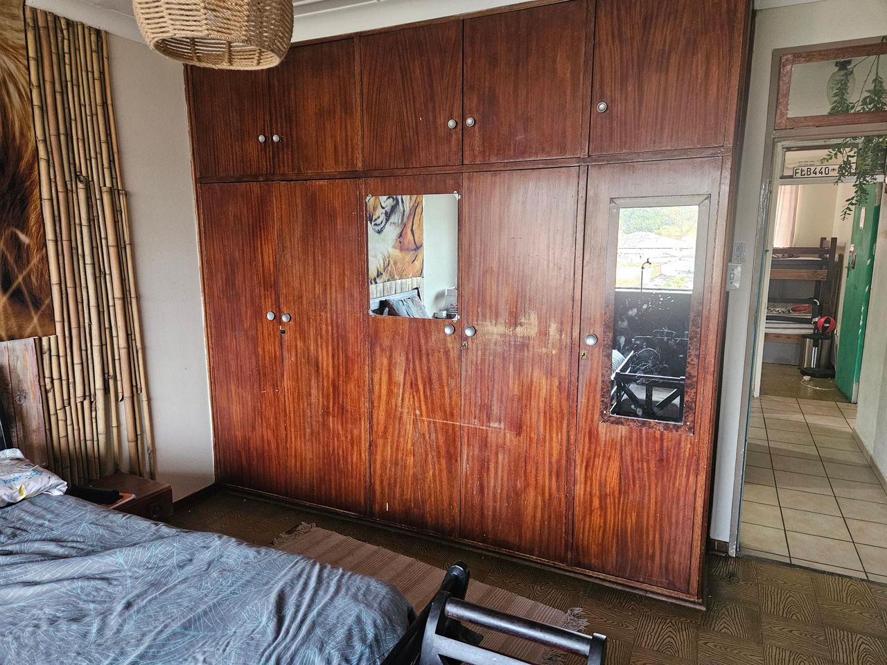 Photo 4 of 12