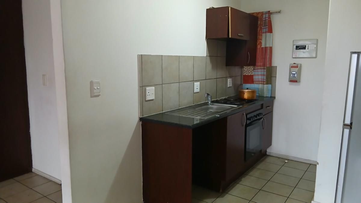 Photo 6 of 58