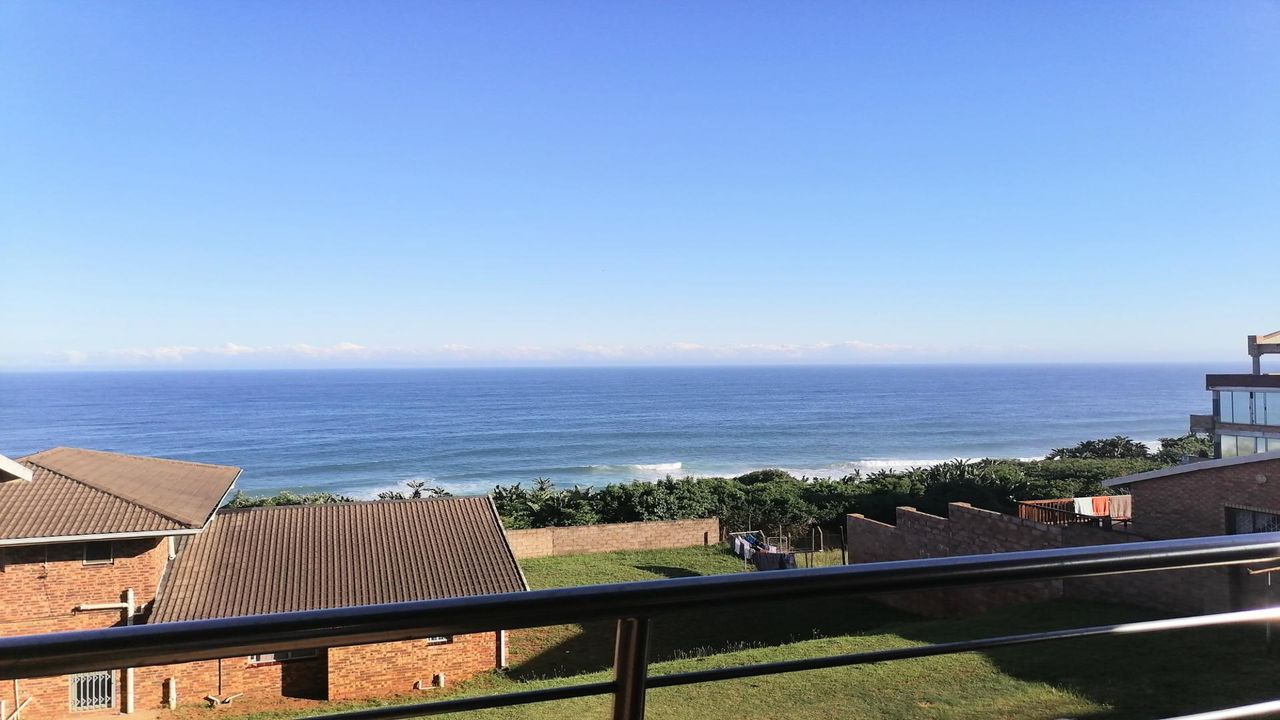 Photo 3 of 25