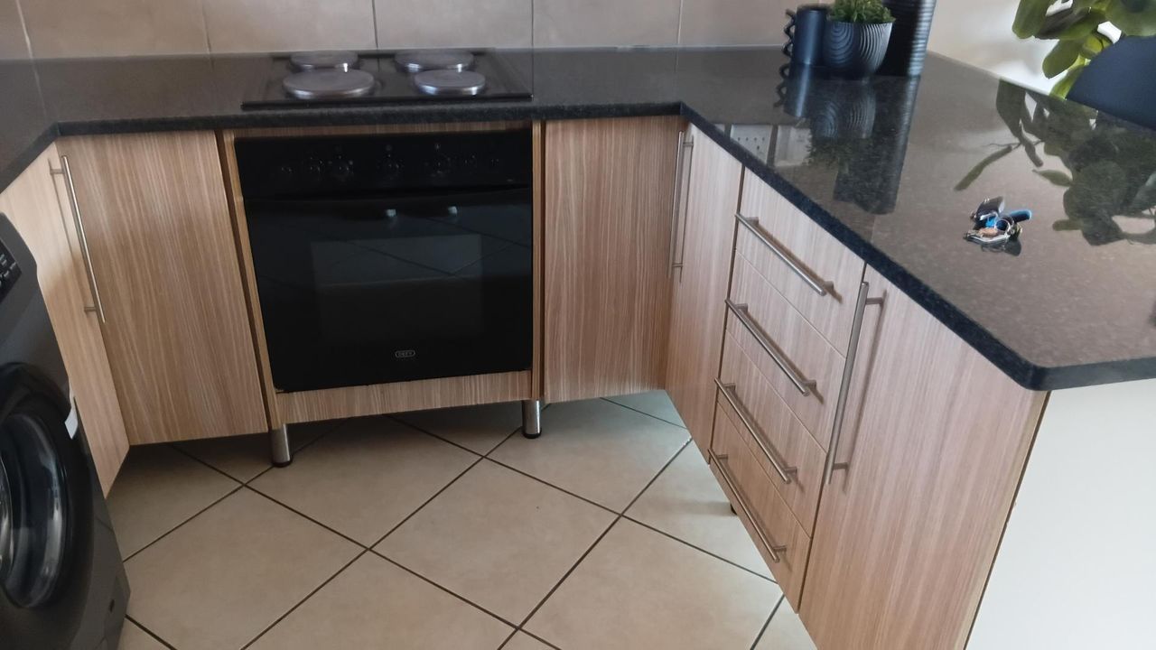 Photo 7 of 22