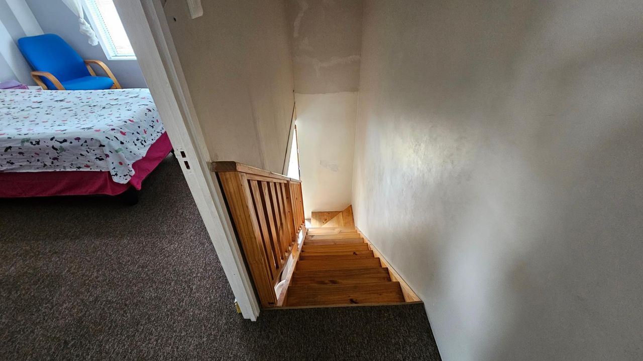 Photo 9 of 16