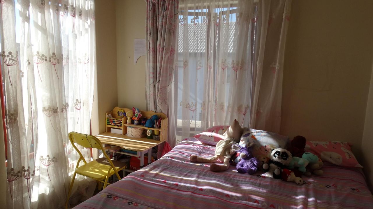 Photo 6 of 24