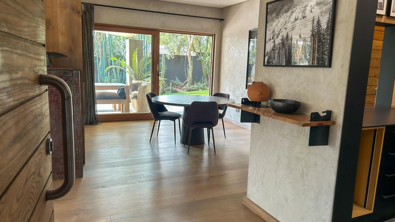 Photo 9 of 48