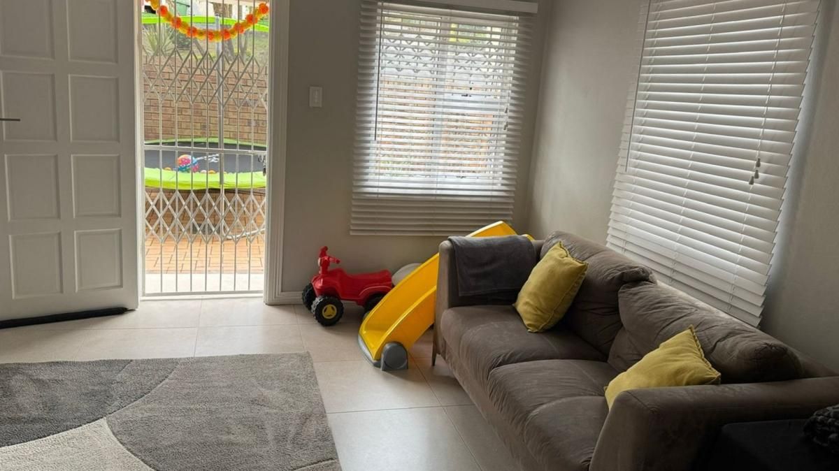 Photo 6 of 16