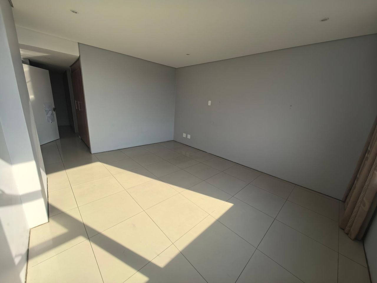 Photo of 3 Bedroom apartment to rent in Point Waterfront, Durban