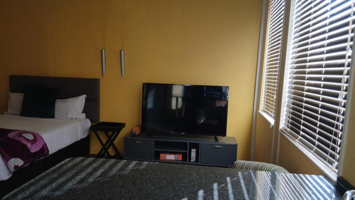 Photo 8 of 41
