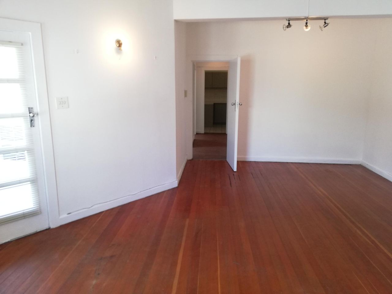 Photo of 2 Bedroom apartment to rent in Cape Town City Centre