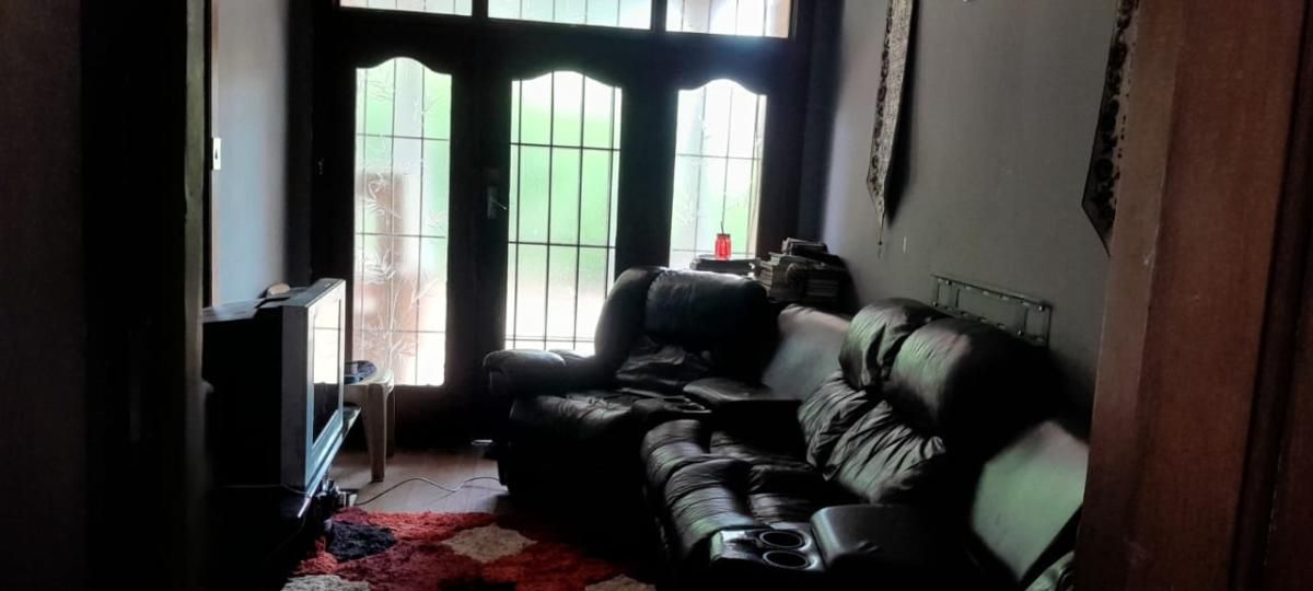 Photo 3 of 26