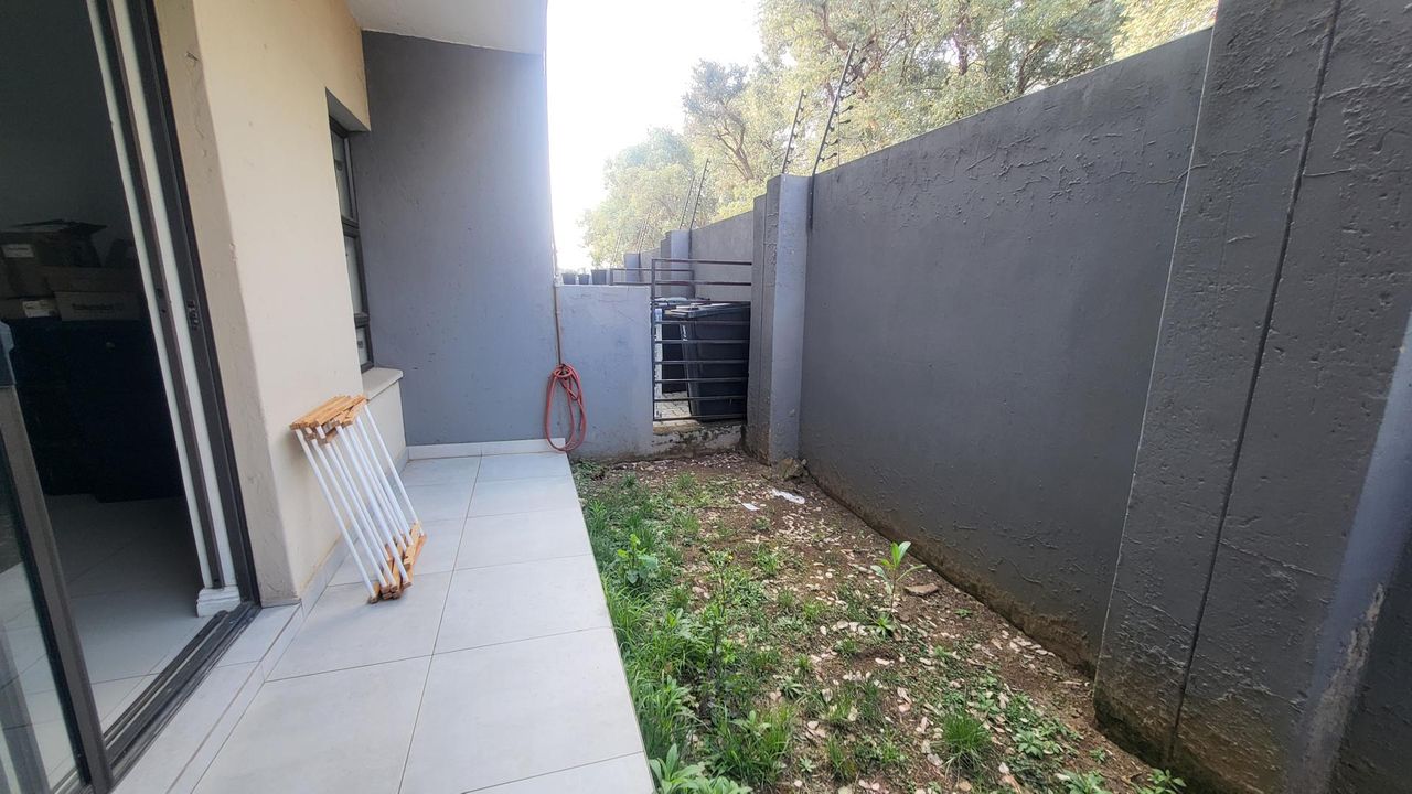 Photo 15 of 17