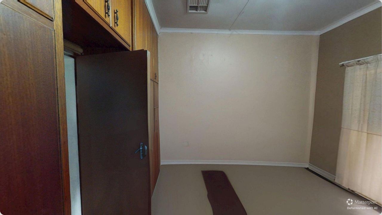 Photo 35 of 65