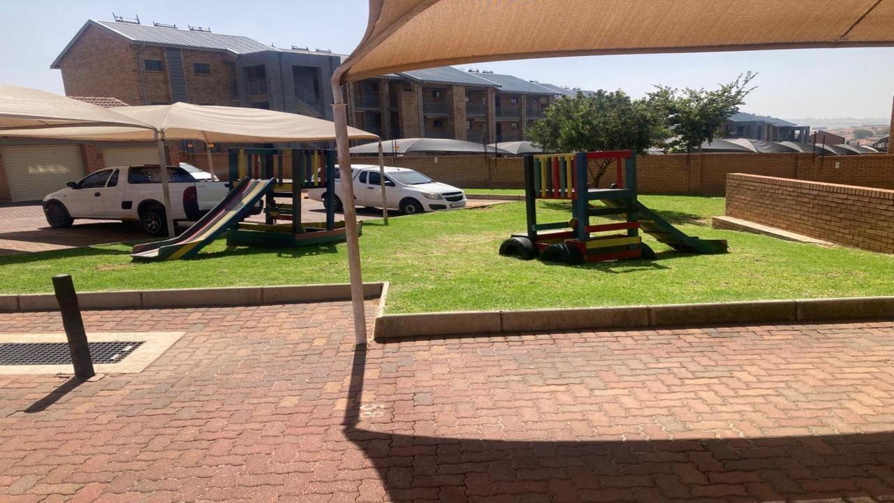 Photo 8 of 12