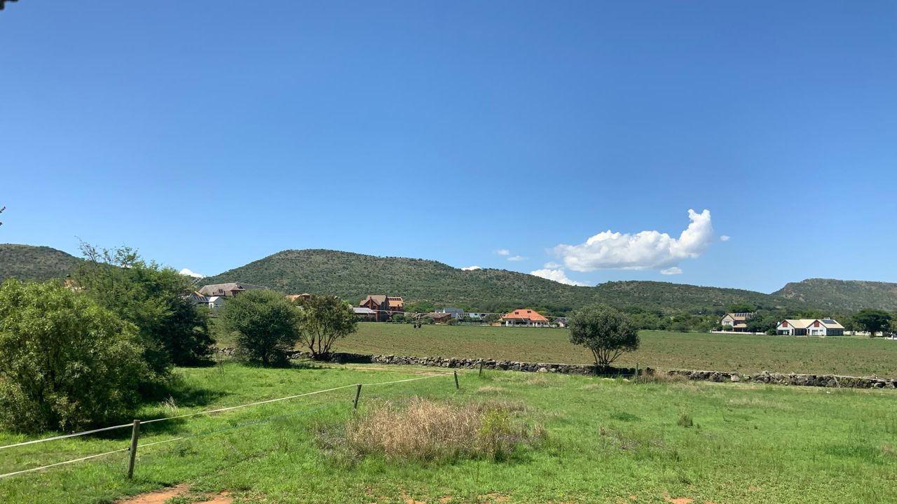 Photo 13 of 15