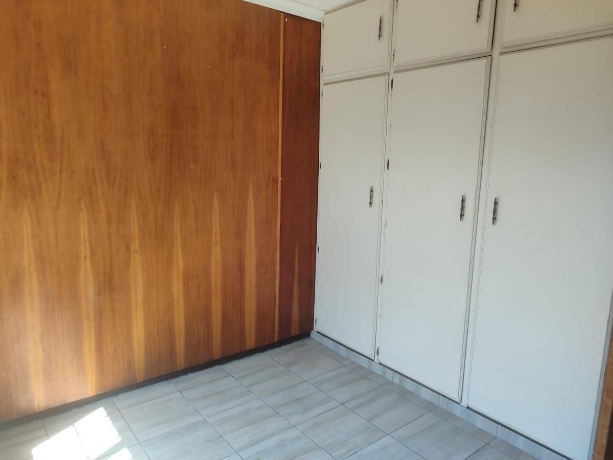 Photo 12 of 23