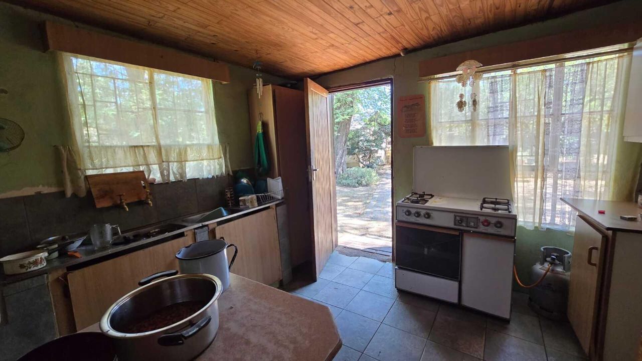 Photo 19 of 21