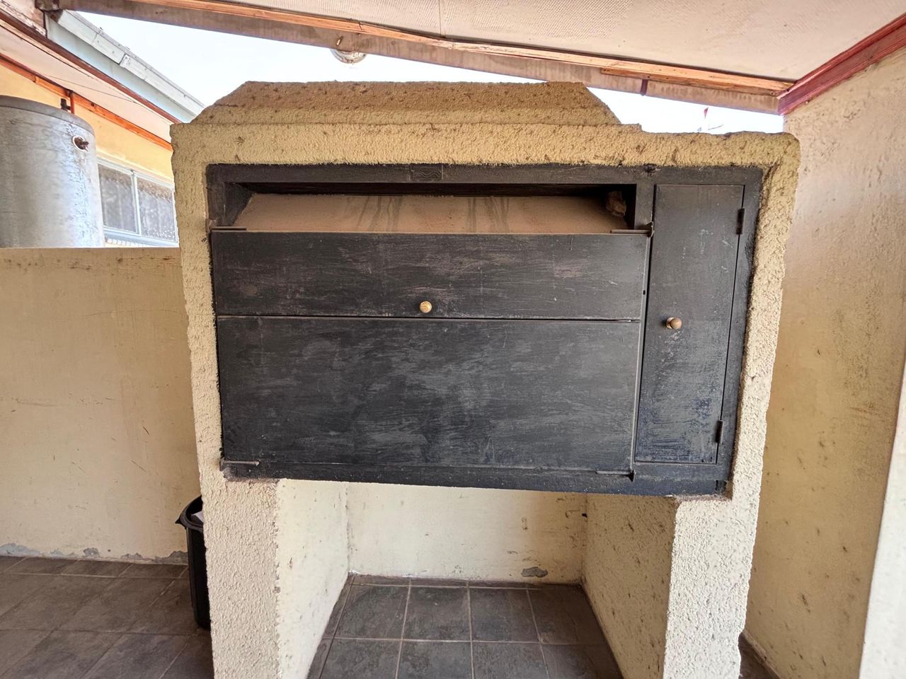 Photo 3 of 26