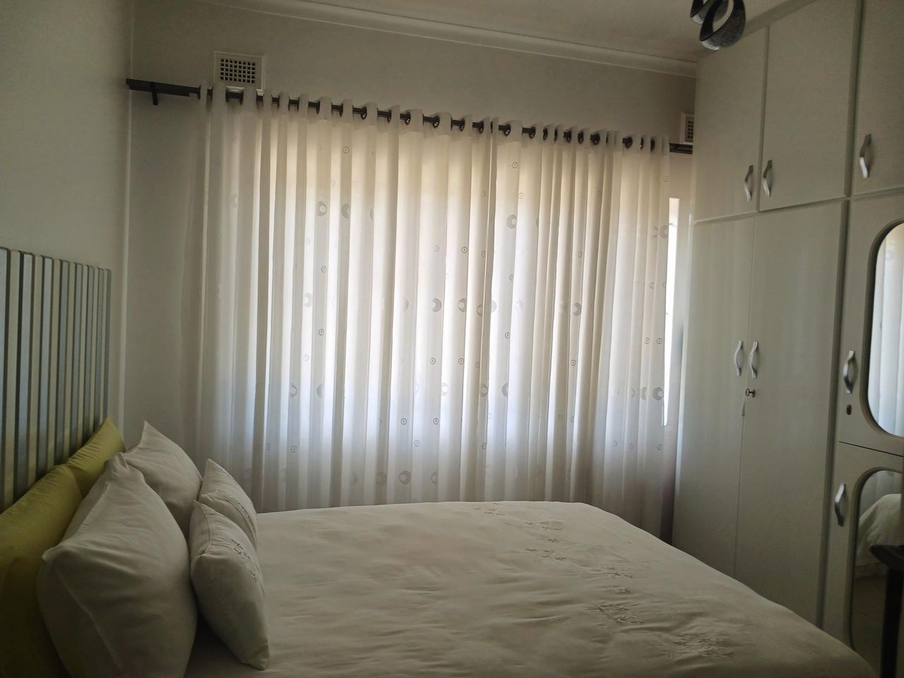 Photo 16 of 20
