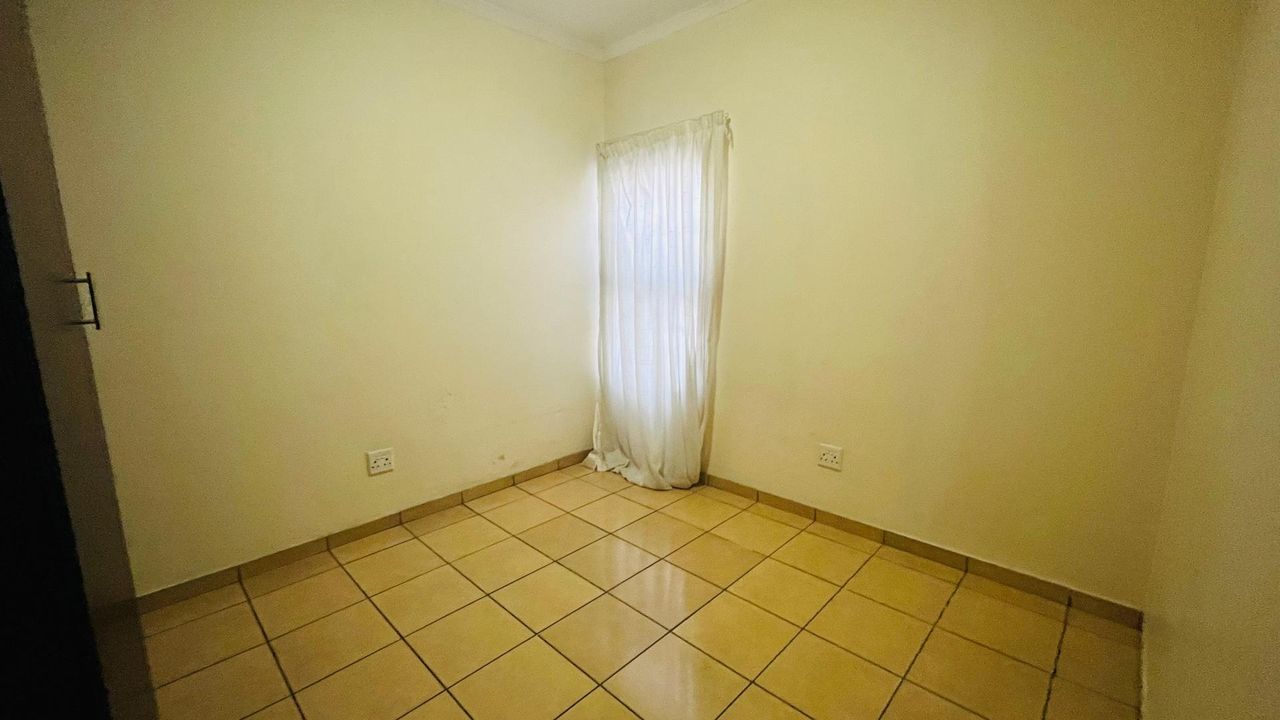 Photo 9 of 12