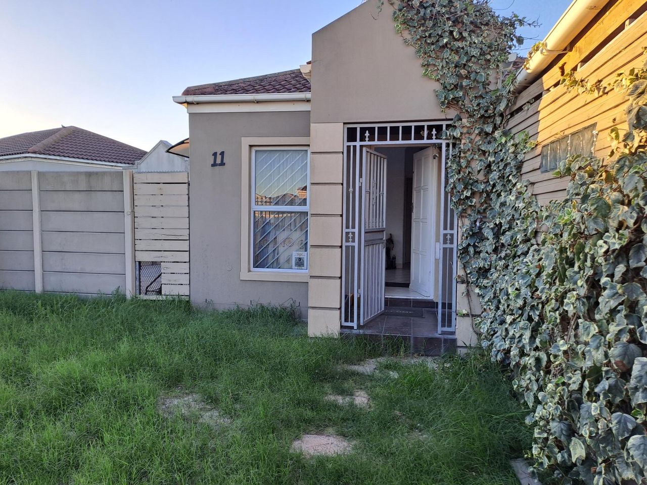 Photo 2 of 21