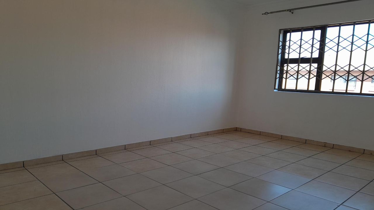 Photo 9 of 13
