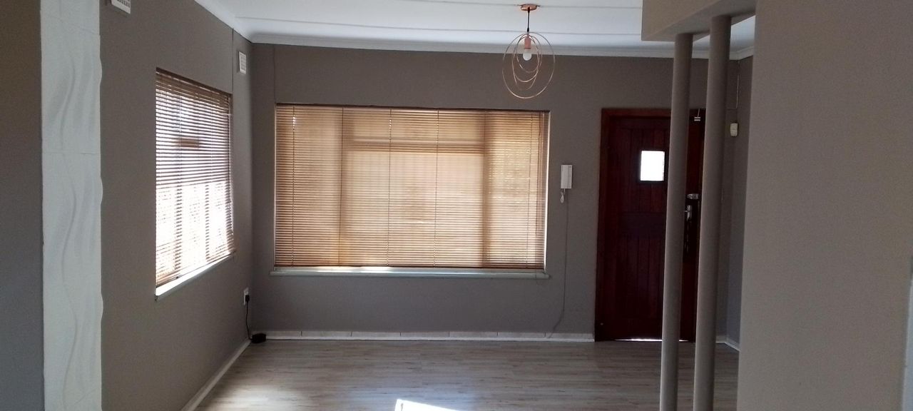Photo 20 of 26