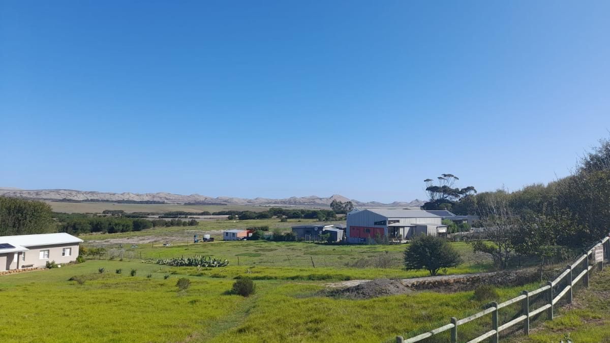 Photo 17 of 21