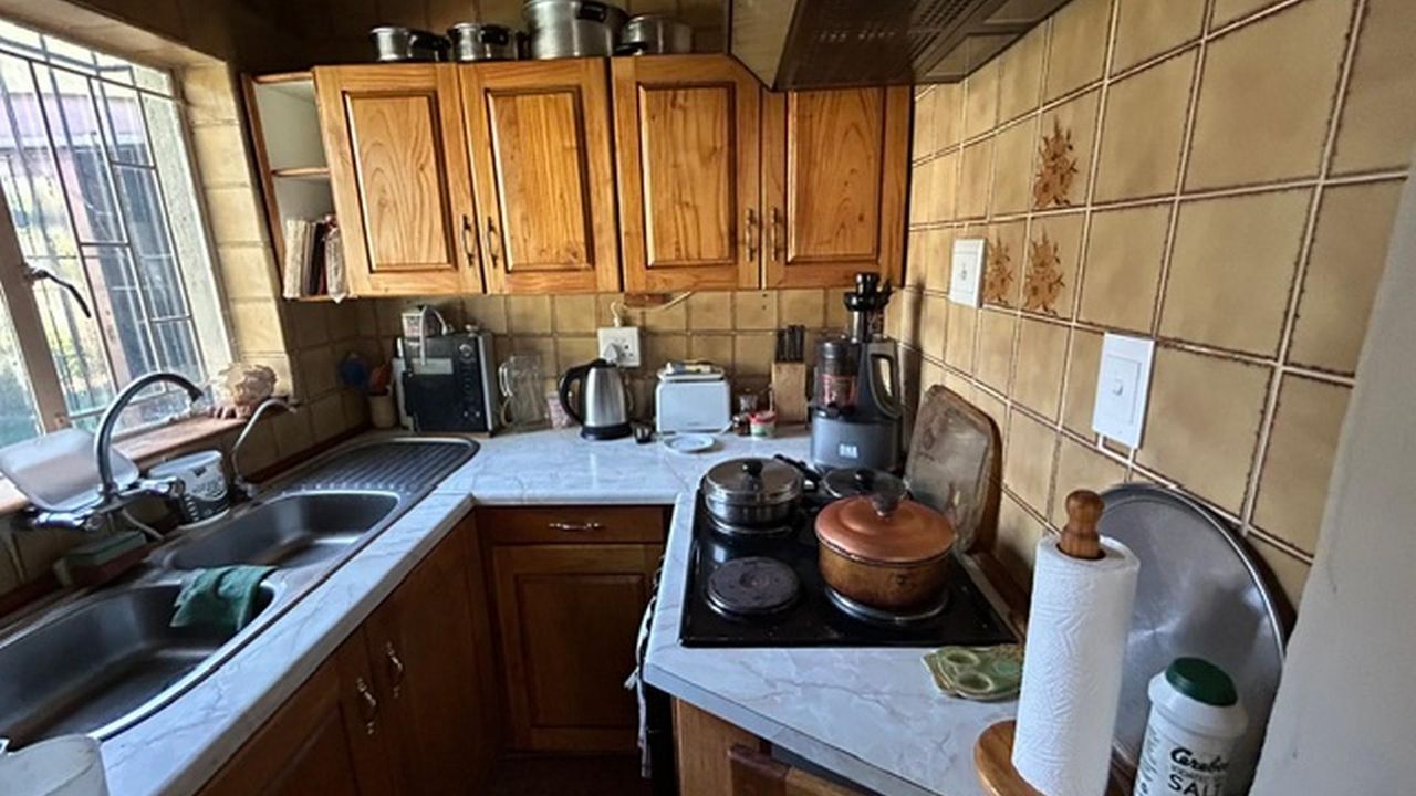 Photo 15 of 30