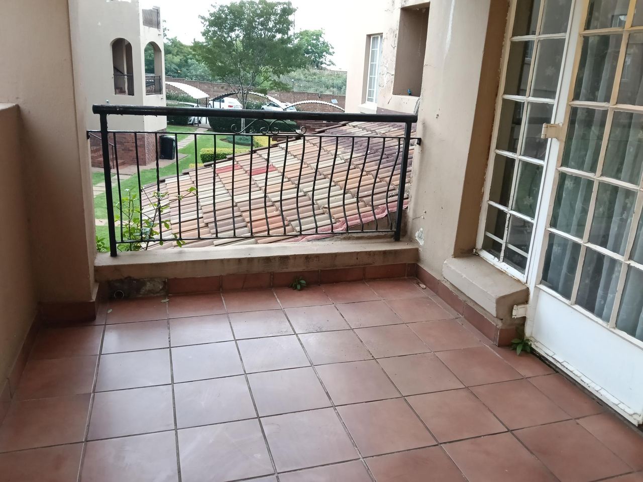 Photo 9 of 13