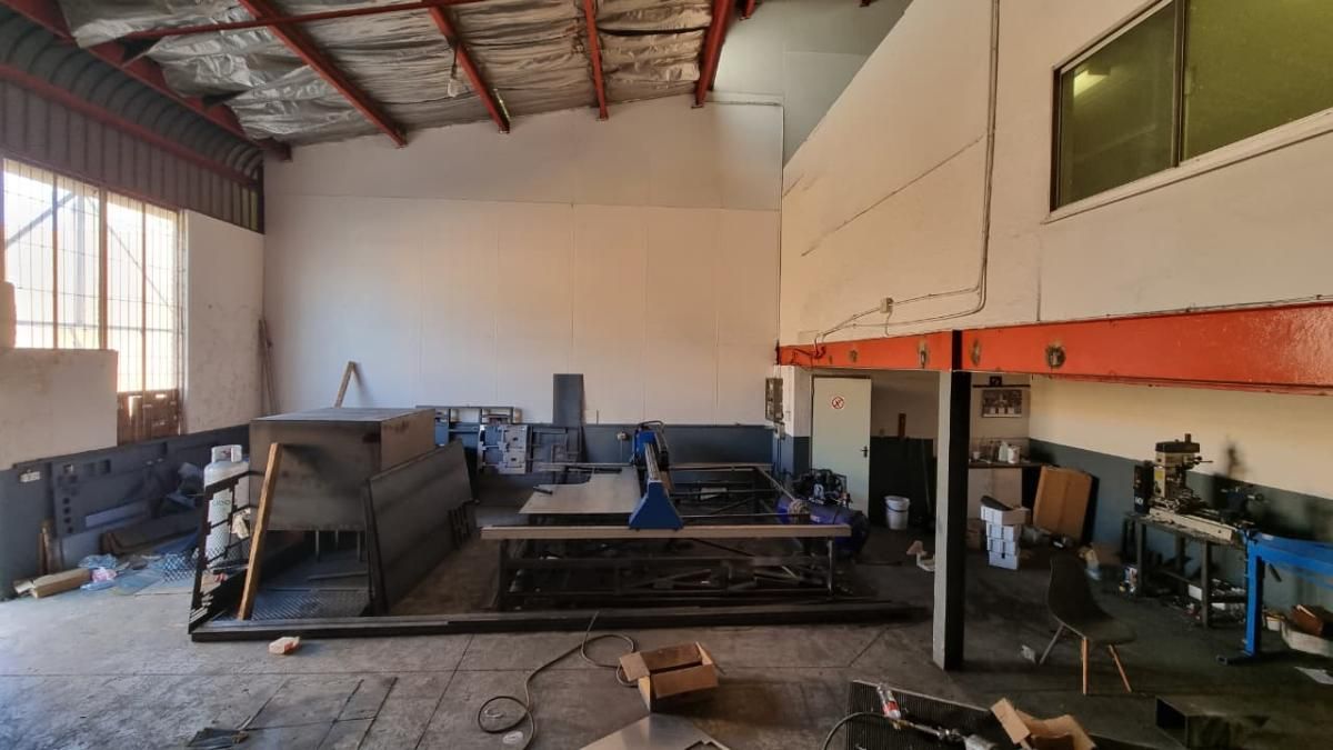Photo 6 of 14