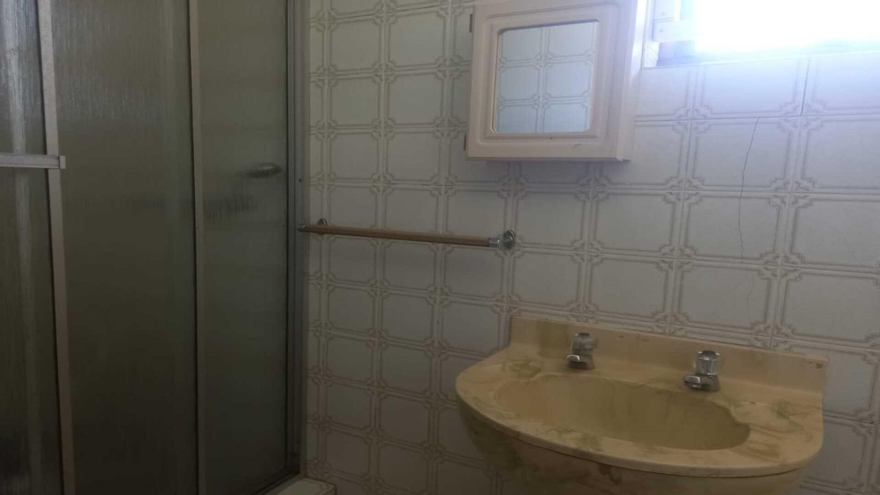 Photo 20 of 21