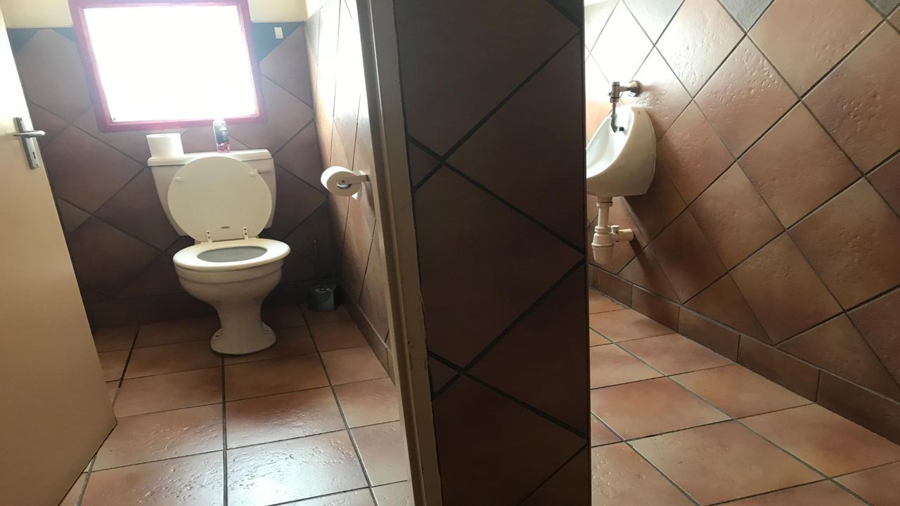 Photo 7 of 22