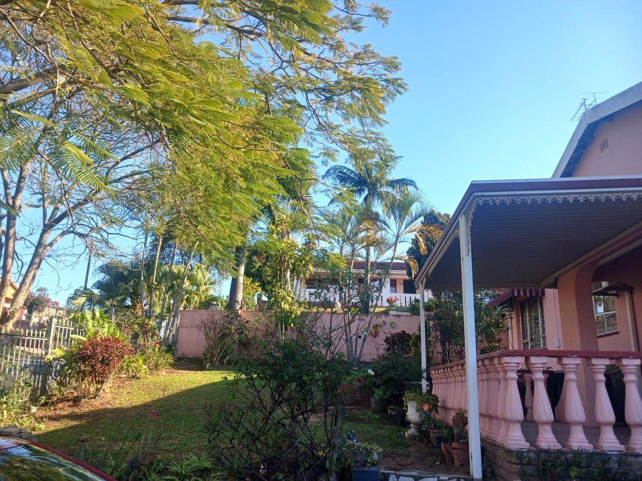 Photo 3 of 17