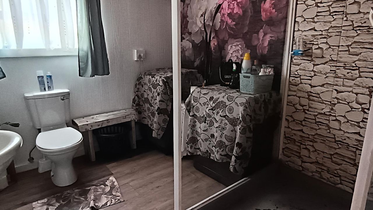 Photo 31 of 47