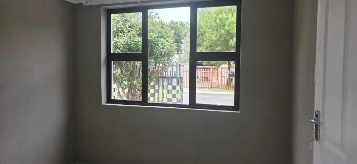 Photo of 1 Bedroom flat to rent in Secunda