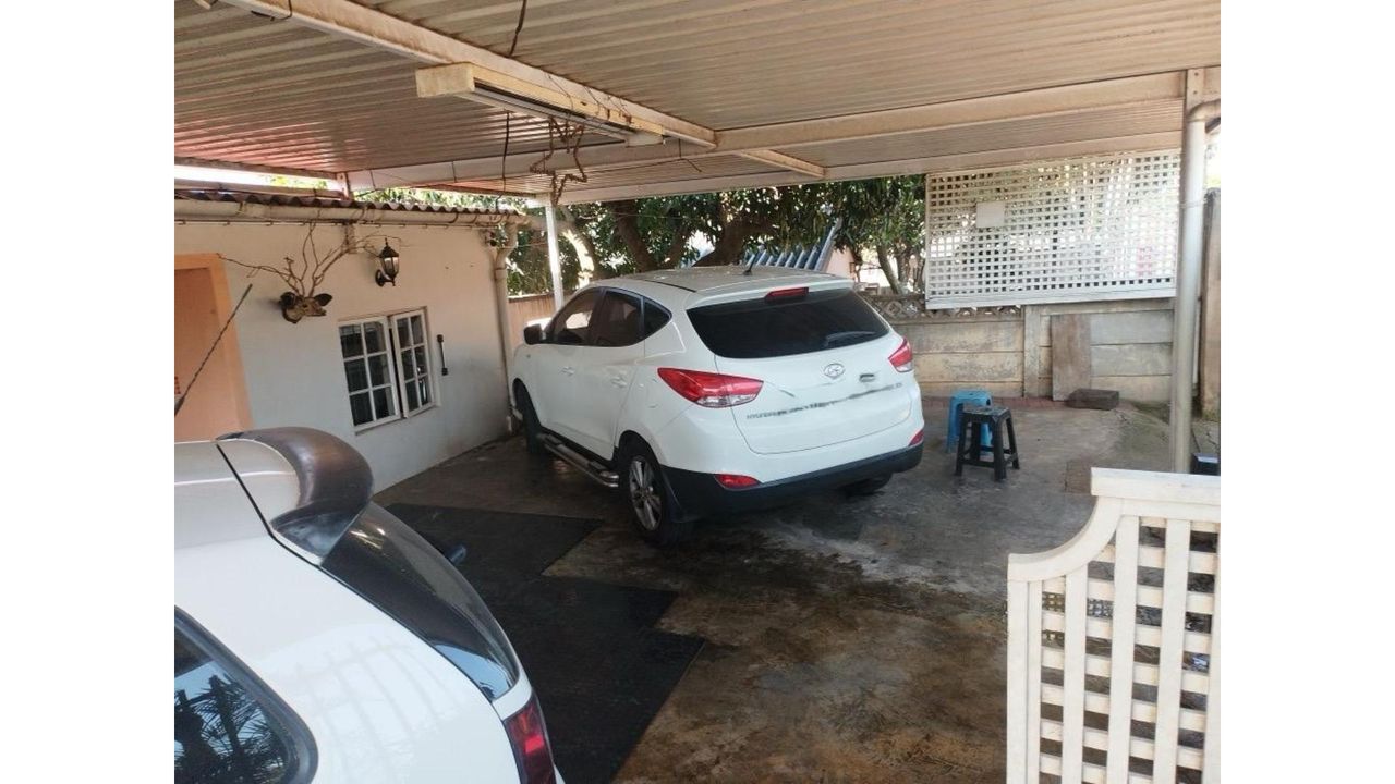 Photo of 4 Bedroom house for sale in Shastri Park, Phoenix